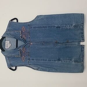 Vintage Bedazzled vest shirt by H & J. Size large